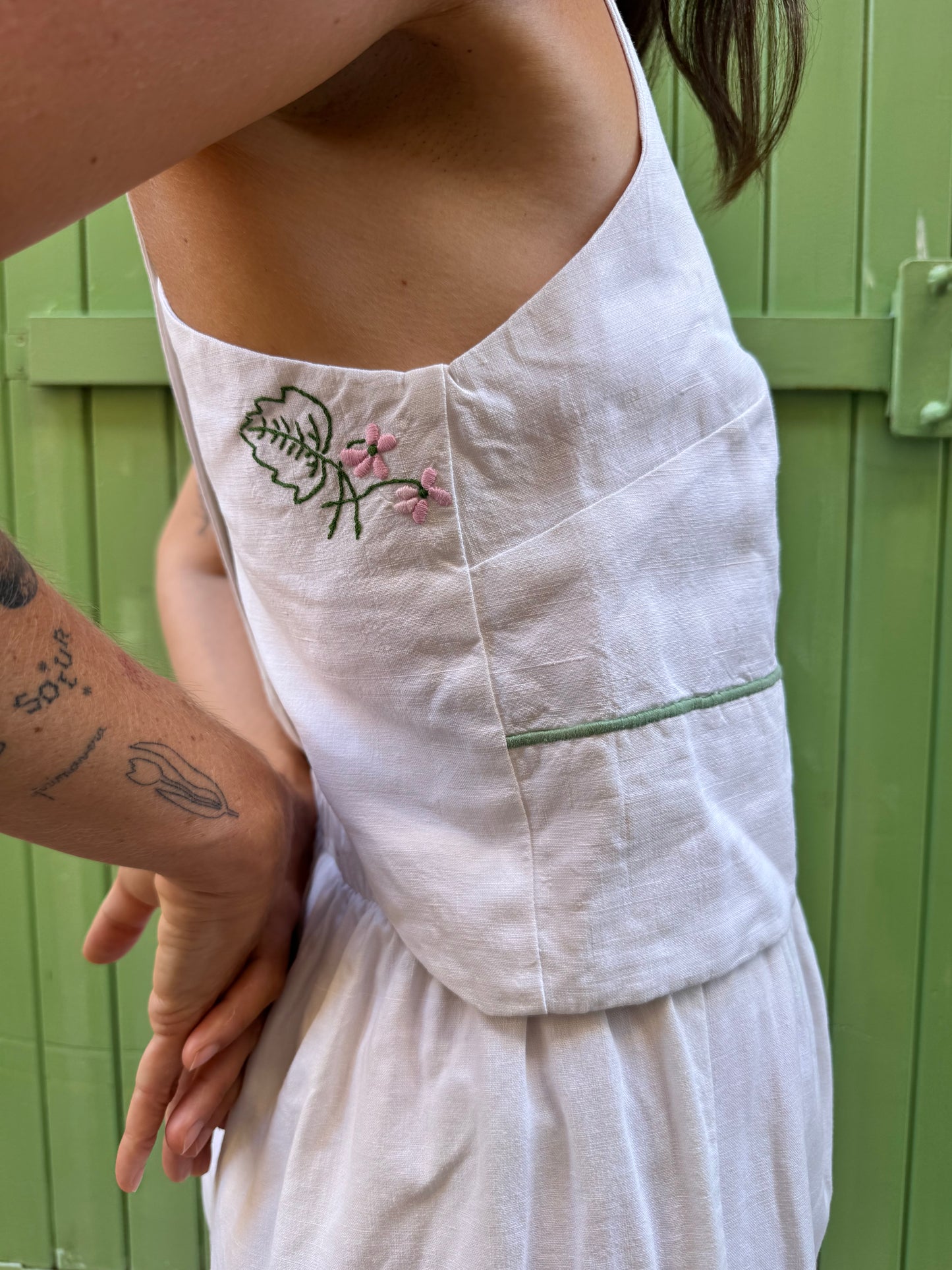 Top dos nu - Fleur verte