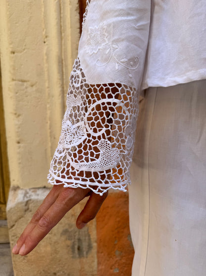 Vareuse - broderies ajourées